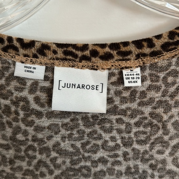 Juna Rose Sweater - Picture 2 of 5